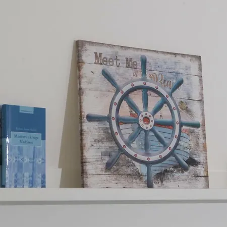 Lili アパート スプリト