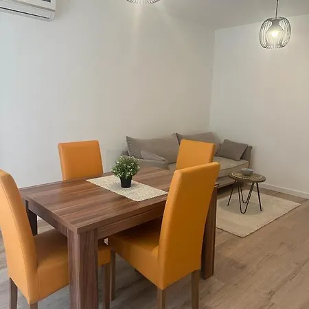 Lili Apartment *